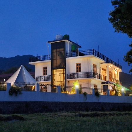 La Maison - A Boutique Bed And Breakfast Bīr Dış mekan fotoğraf