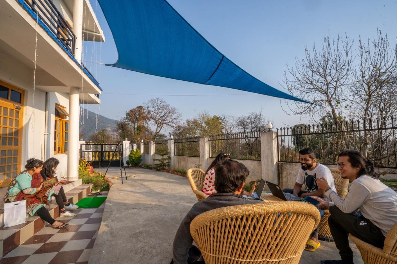 La Maison - A Boutique Bed And Breakfast Bīr Dış mekan fotoğraf