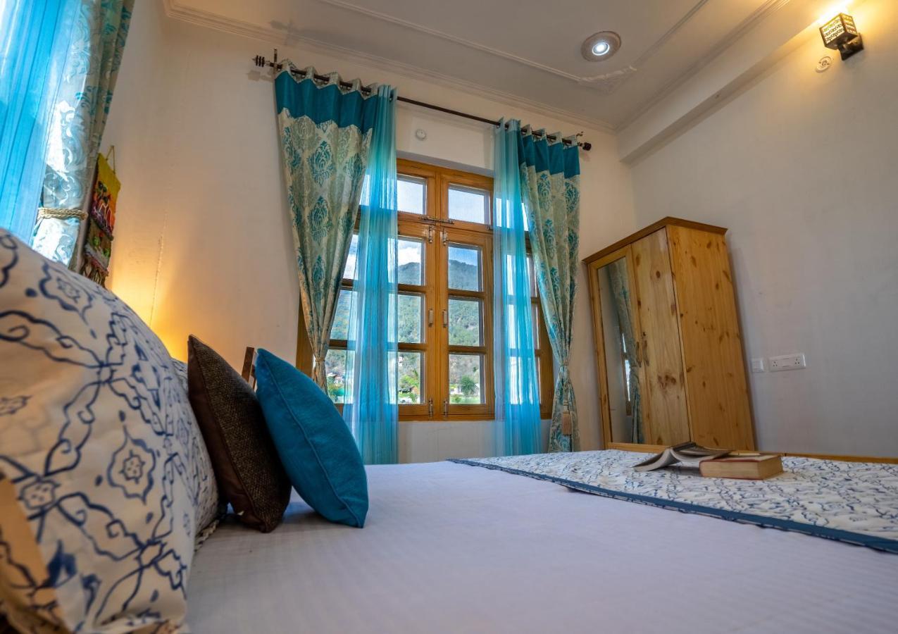 La Maison - A Boutique Bed And Breakfast Bīr Dış mekan fotoğraf