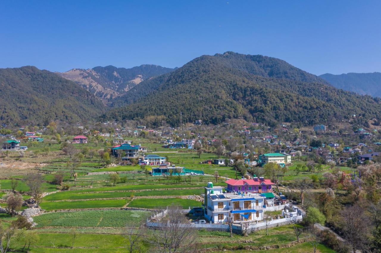 La Maison - A Boutique Bed And Breakfast Bīr Dış mekan fotoğraf