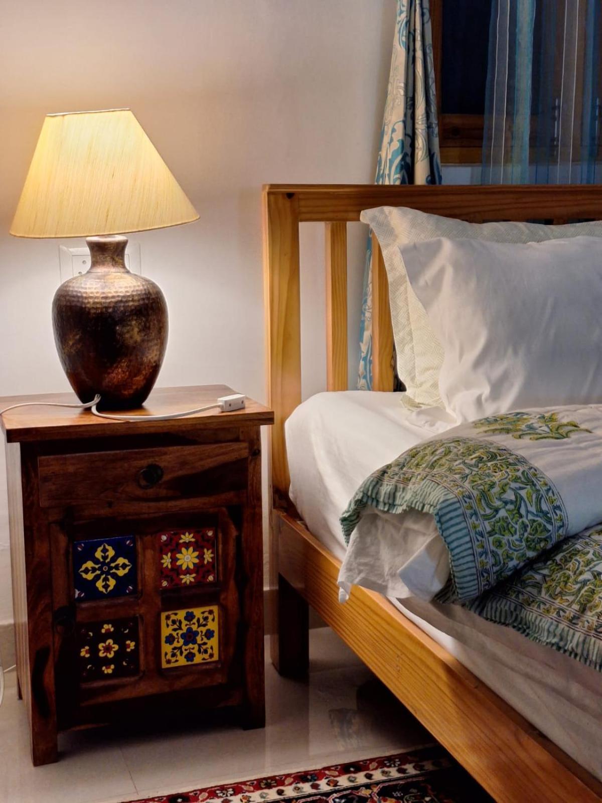 La Maison - A Boutique Bed And Breakfast Bīr Dış mekan fotoğraf