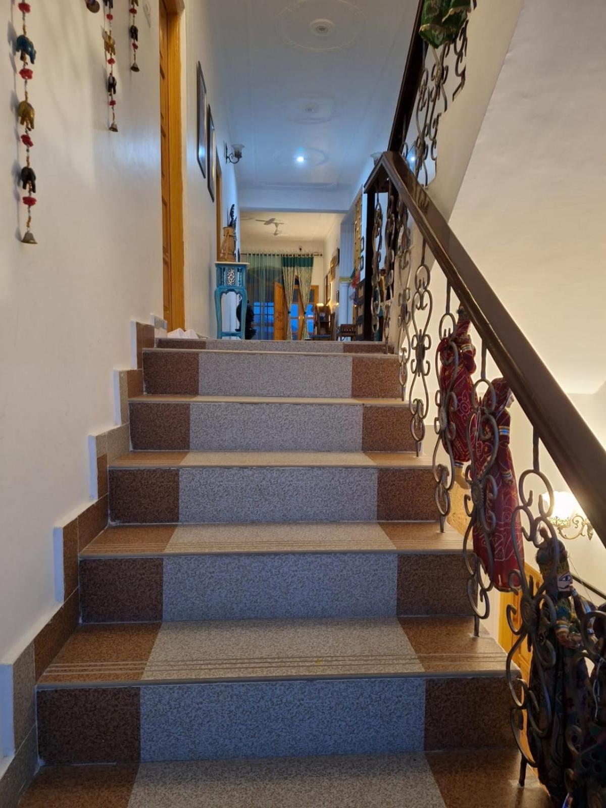 La Maison - A Boutique Bed And Breakfast Bīr Dış mekan fotoğraf